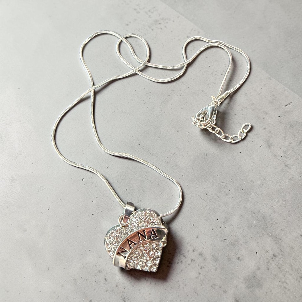 #J1 NANA FASHION NECKLACE